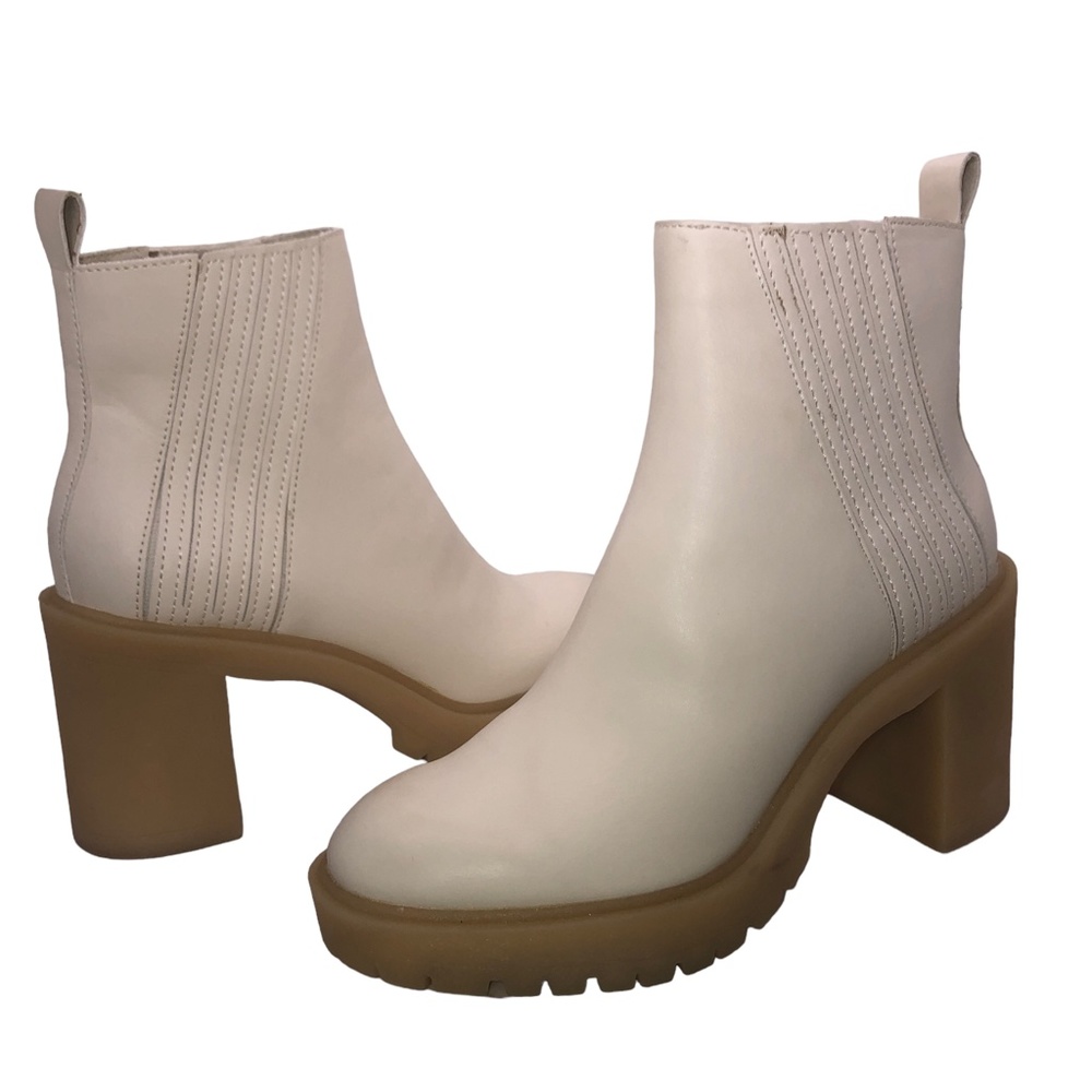 Dolce Vita Ivory Pull On Platform Caster Block Heel Chunky Ankle Boots Size 9